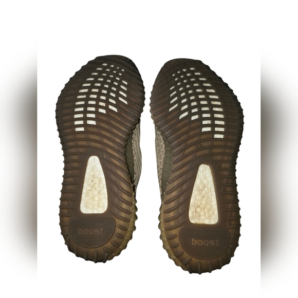 Adidas Yeezy Boost 350 V2 Men 7.5 With Box Authentic - Picture 11 of 14